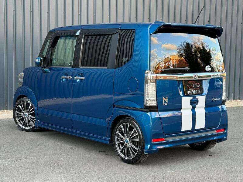 HONDA N-BOX