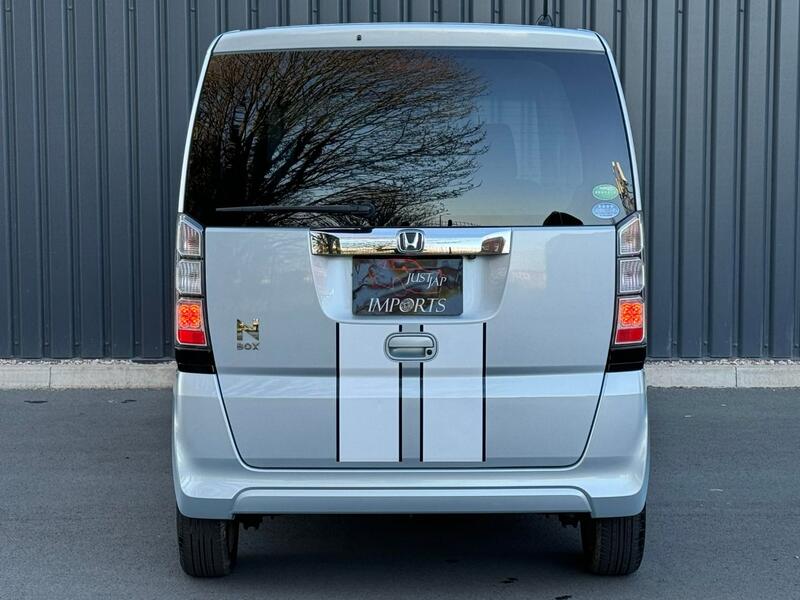 HONDA N-BOX