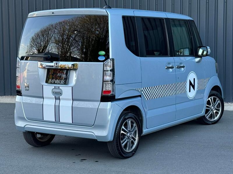 HONDA N-BOX