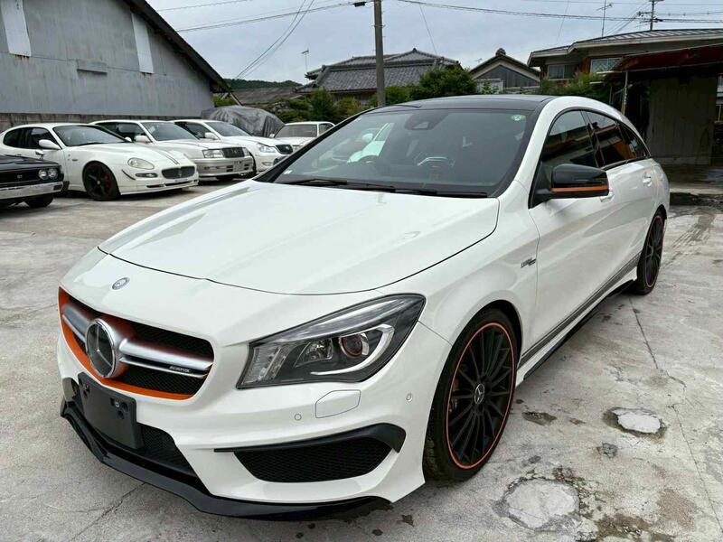 MERCEDES-BENZ CLA