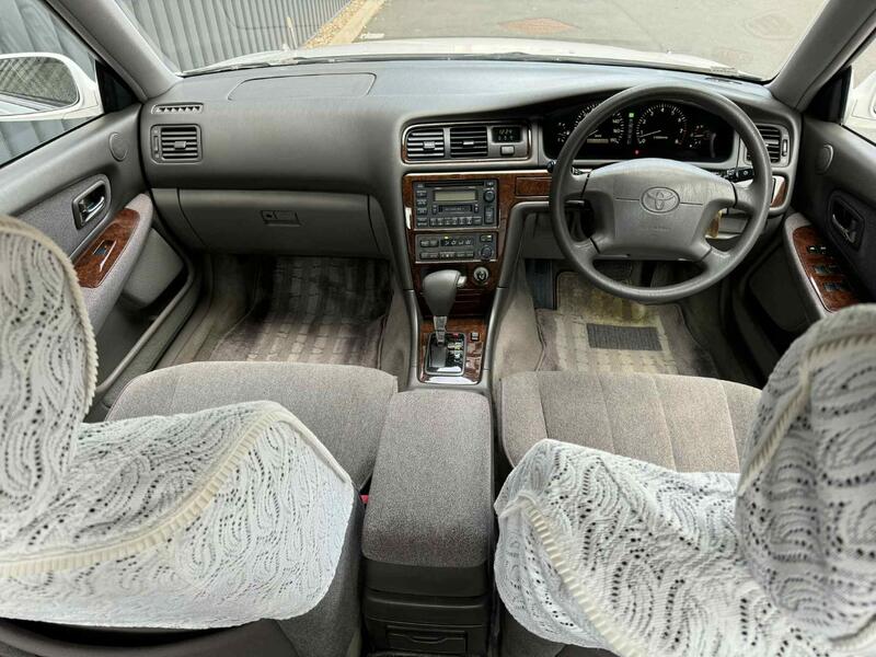 TOYOTA MARK II