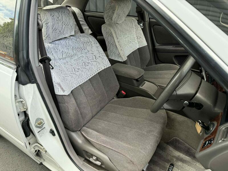 TOYOTA MARK II