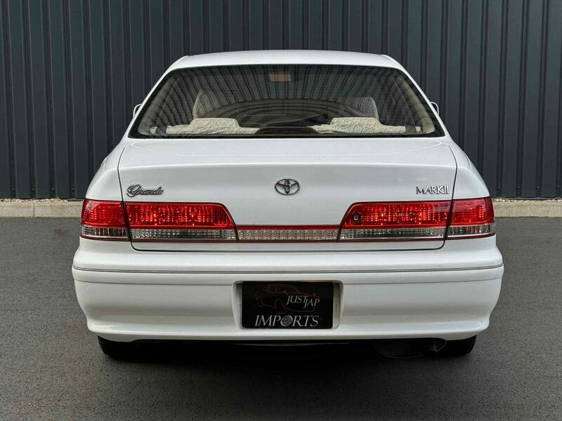 TOYOTA MARK II