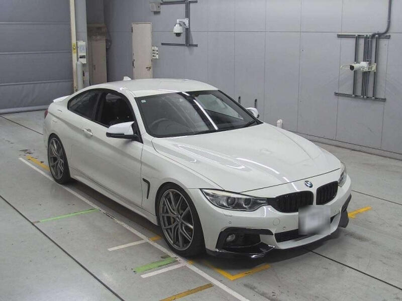 BMW 4 SERIES