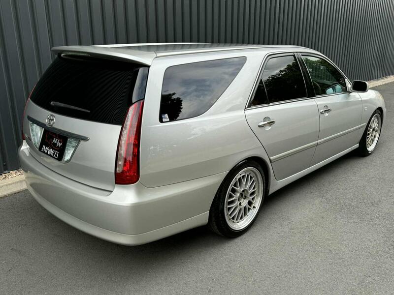 TOYOTA MARK II