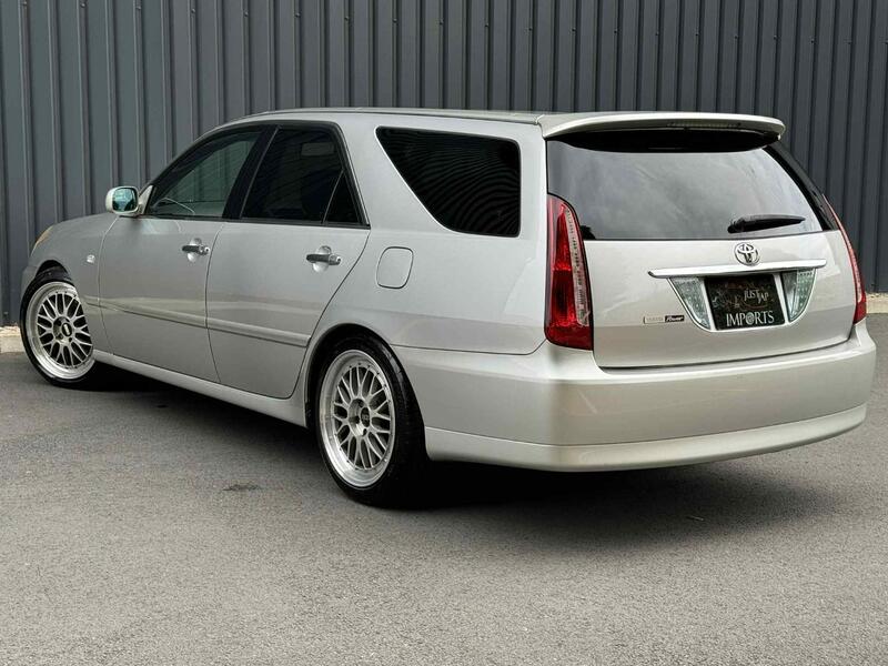 TOYOTA MARK II