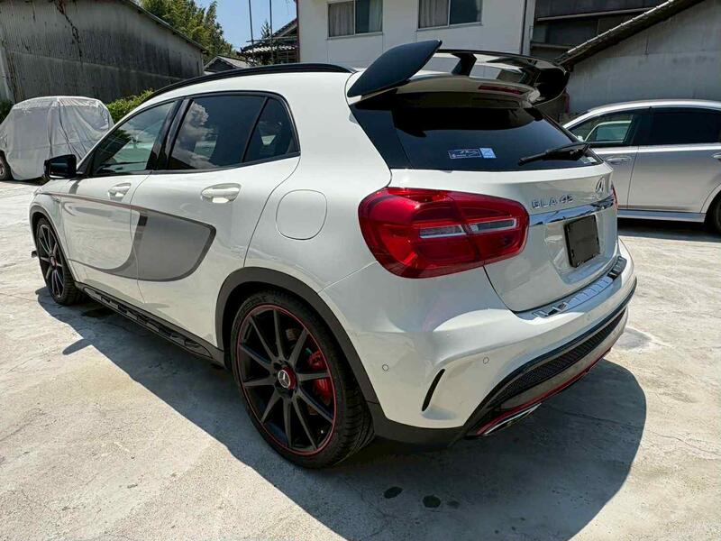 MERCEDES-BENZ GLA CLASS