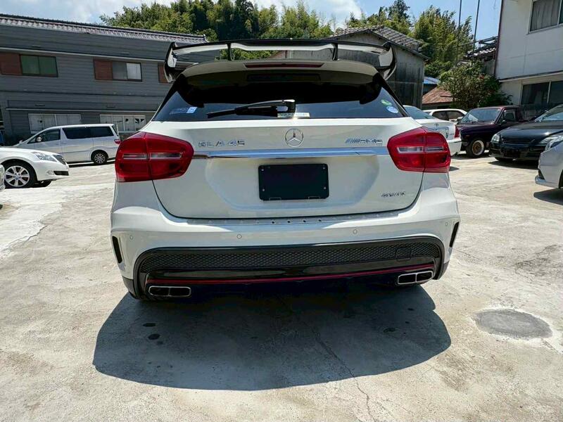 MERCEDES-BENZ GLA CLASS