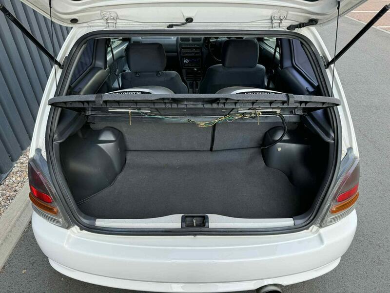 TOYOTA STARLET
