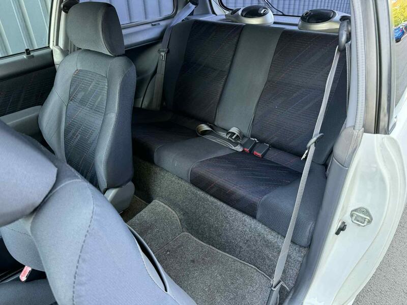 TOYOTA STARLET