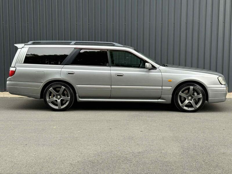 NISSAN STAGEA