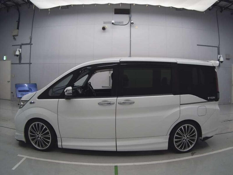 HONDA STEPWAGON