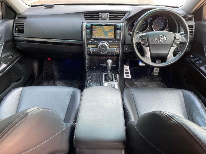 TOYOTA MARK X