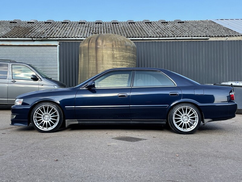 TOYOTA CHASER