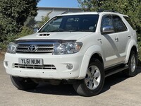 TOYOTA FORTUNER