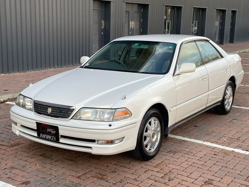 TOYOTA MARK II