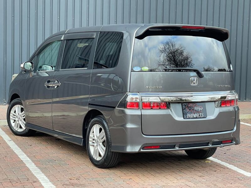 HONDA STEPWAGON