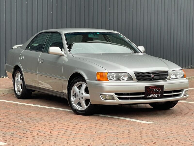 TOYOTA CHASER