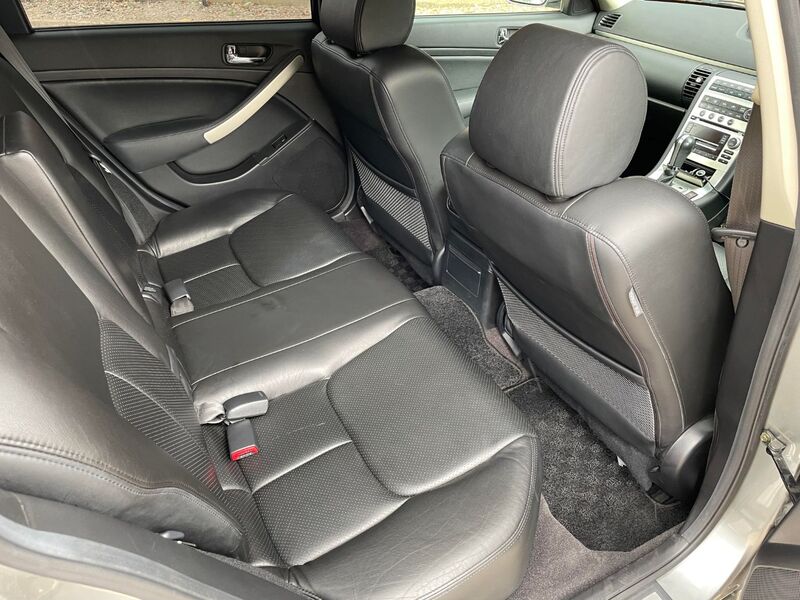 NISSAN STAGEA