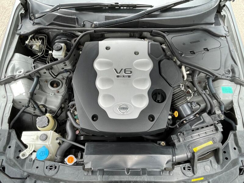 NISSAN STAGEA