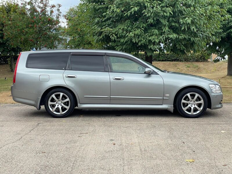 NISSAN STAGEA