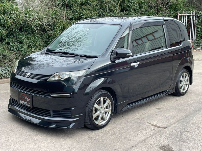 TOYOTA SPADE