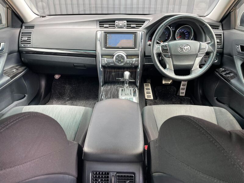 TOYOTA MARK X