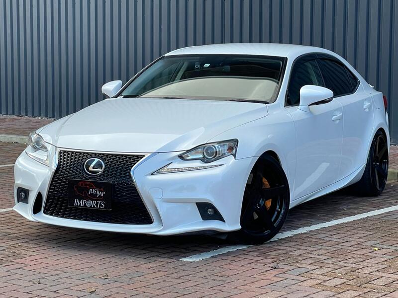 LEXUS IS