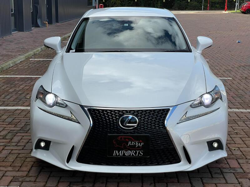 LEXUS IS