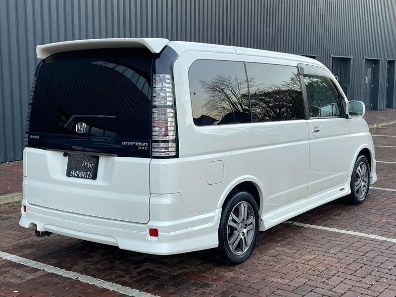 HONDA STEPWAGON