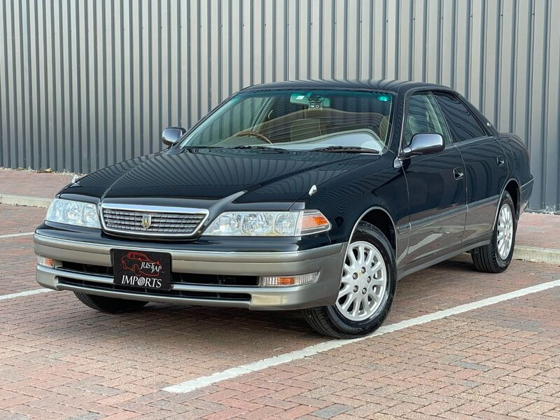 TOYOTA MARK II