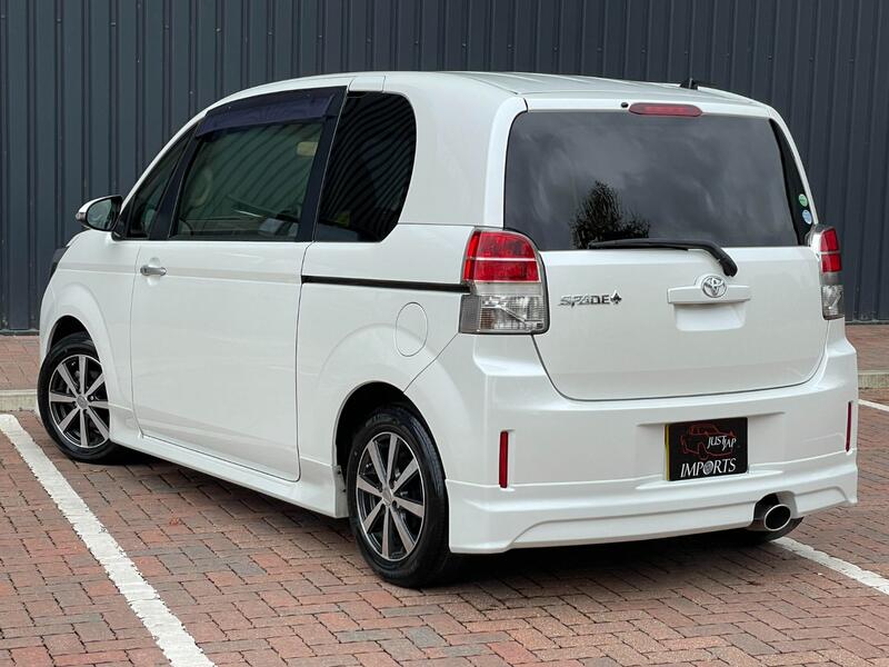 TOYOTA SPADE