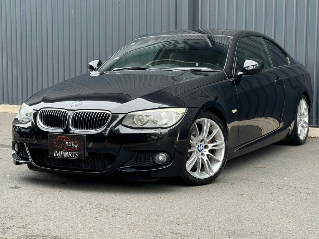2011 BMW 3 Series
