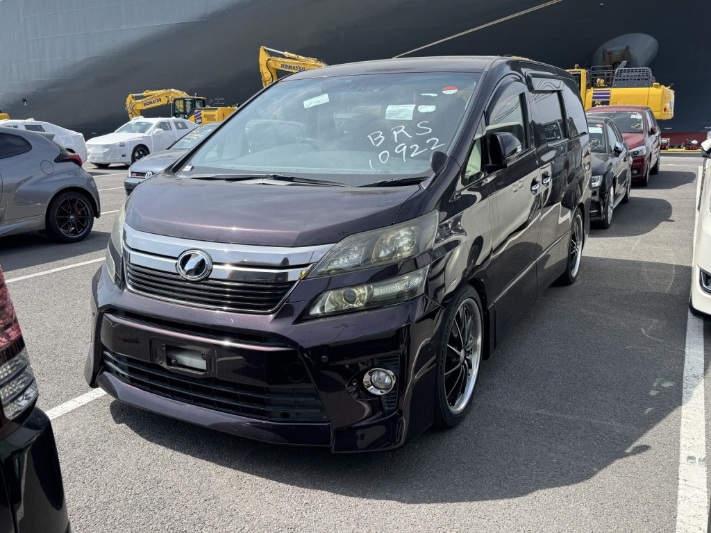 2013 Toyota Vellfire